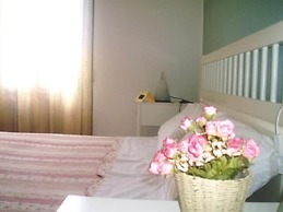 Bed & Roses
