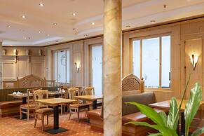 Atomis Hotel Munich Airport by Mercure