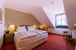 Atomis Hotel Munich Airport by Mercure