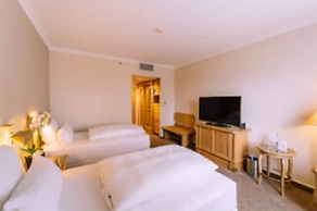 Atomis Hotel Munich Airport by Mercure