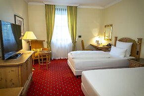 Atomis Hotel Munich Airport by Mercure