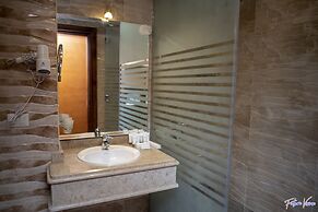 Rehana Plaza Hotel