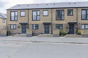 The Central Lodge