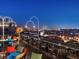 Shining Central Hotel & Spa