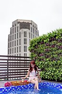 Shining Central Hotel & Spa