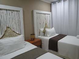 Nkanhe Lodge