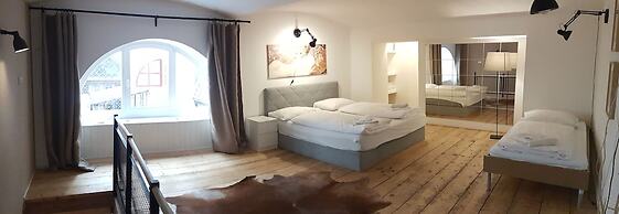 Sobieski Apartments Historic City