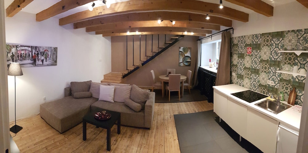 Sobieski Apartments Historic City
