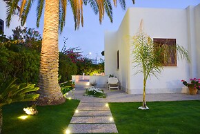 Almyra Suites