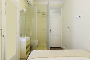 1898 Home & Suites