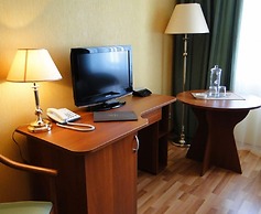 Brigantine Hotel