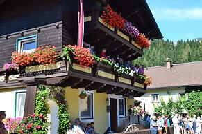 Pension Haus Rohrmoser