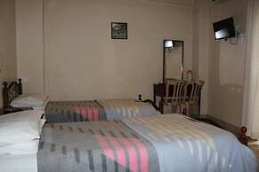 Delphi Hotel