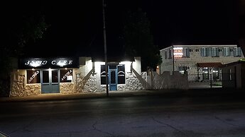 Hotel Aguna