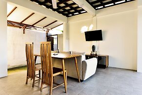 The Lumbung Wood Villa