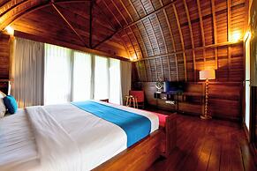 The Lumbung Wood Villa