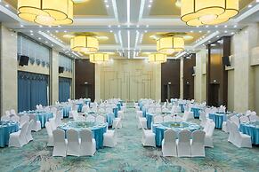 Hundred Hotel