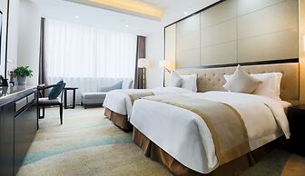 Hundred Hotel