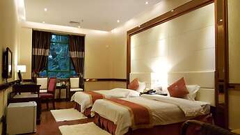 Grand Villa Hotel