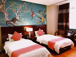 Grand Villa Hotel