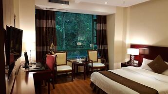 Grand Villa Hotel