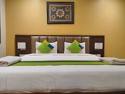 Treebo Elite Residency - 2 Kms From Railway Station