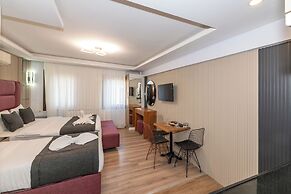 T-Square Residence