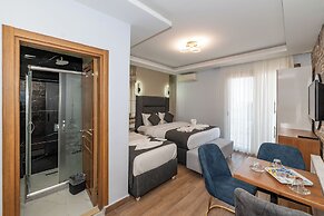 T-Square Residence