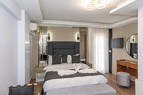 T-Square Residence