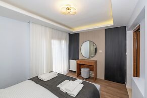 T-Square Residence
