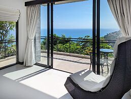 Villa Moonshadow