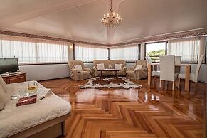 Villa Rose