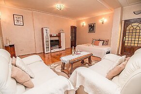 Villa Rose