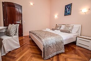Villa Rose