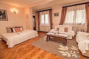 Villa Rose