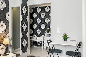 AmoRoma Suite