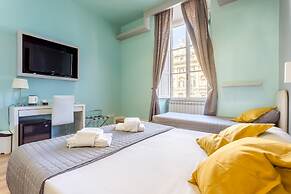 AmoRoma Suite