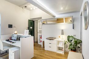 AmoRoma Suite