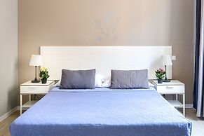 AmoRoma Suite