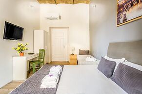 AmoRoma Suite