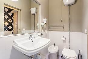AmoRoma Suite