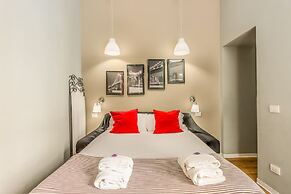 AmoRoma Suite
