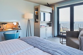 Lighthouse Hotel & SPA
