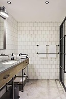 Lighthouse Hotel & SPA