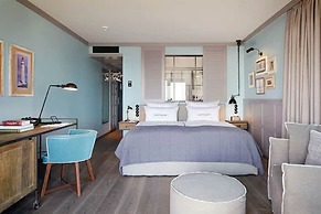 Lighthouse Hotel & SPA