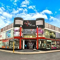Tariq Boutique