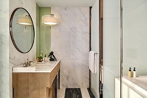 Rosewood Bangkok