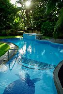 King Coconut Lodge