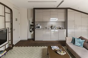 Upsuites Hotel