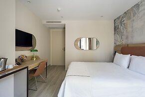 Upsuites Hotel